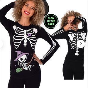 XL Maternity Top. With XXL Maternity bottoms